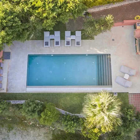 Frosso Villa